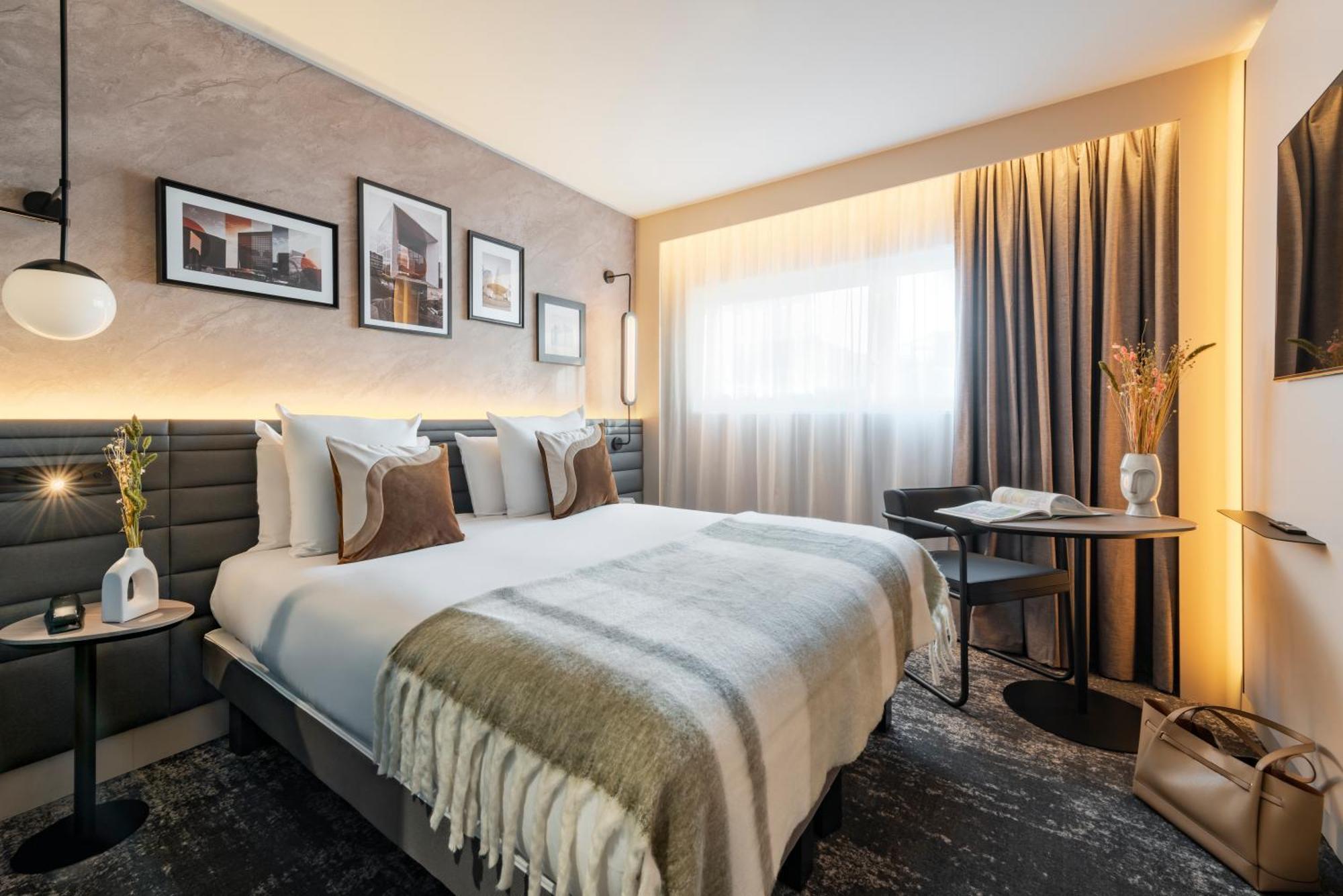 Novotel Paris La Defense 楠泰尔 外观 照片